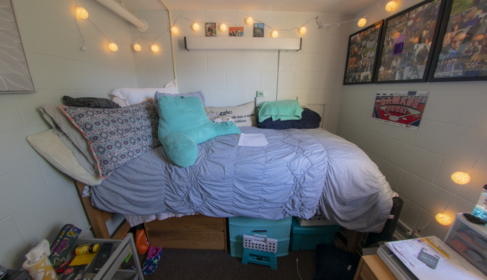 Photo of bed setup in Stoddard single