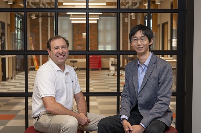 Researchers Haichong “Kai” Zhang and Greg Fischer i alt
