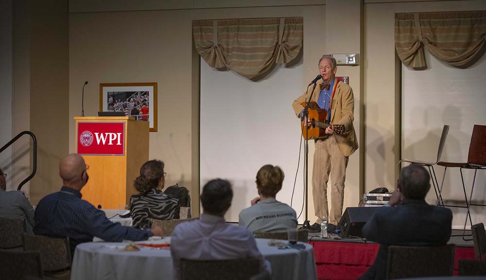 Livingston Taylor performs for audience members during the ASEE conference.