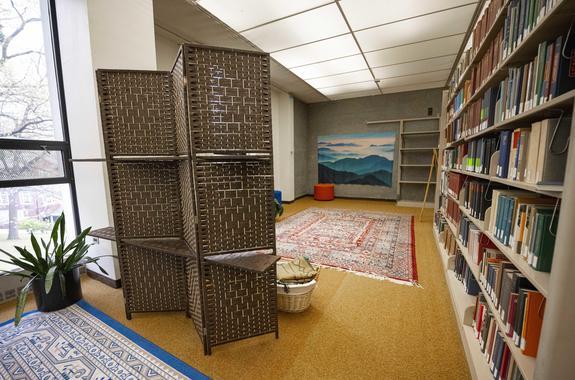 New Year, New You! Visit Gordon Library's Reflection Space | Worcester ...