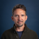 headshot of mccauley