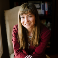 headshot of Mara Woody