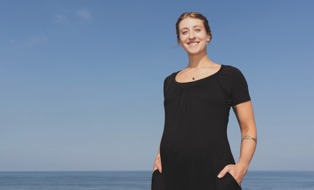 woman in black shirt