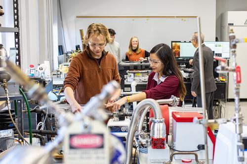 students in the heat transfer lab