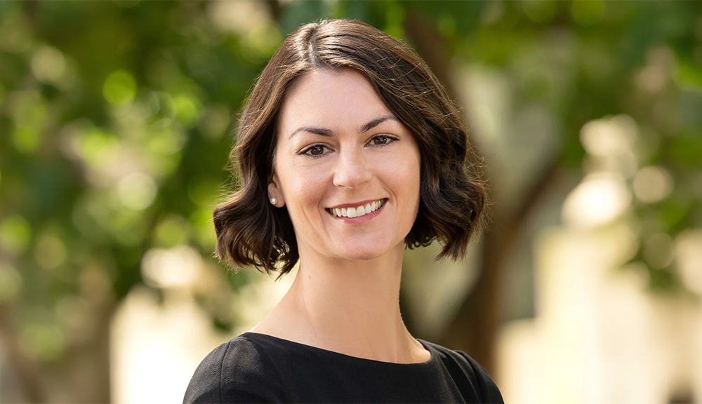 Head shot of Roxanne Armbruster