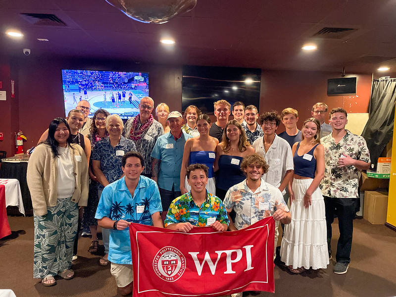 WPI alumni and friends in O'ahu