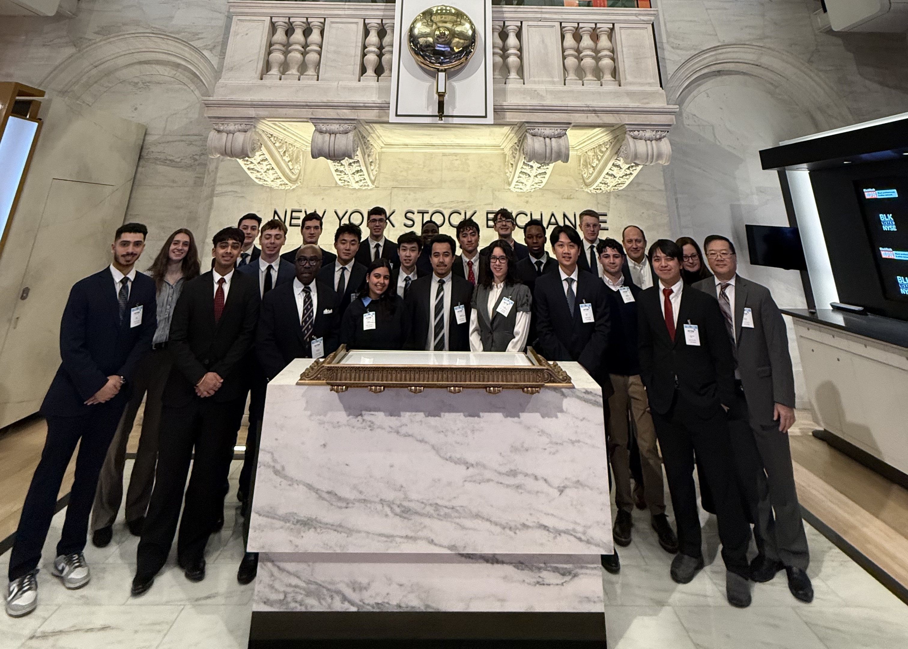 students at new york stock exchange