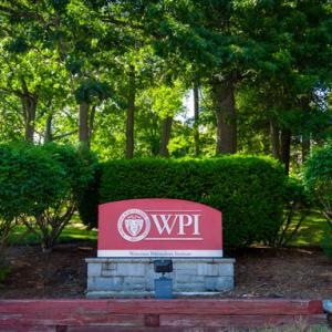 WPI sign in front of Campus