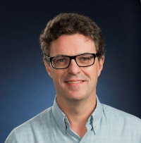 photo of Professor Van Dessel