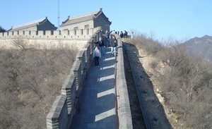 A team of WPI students experience the Great Wall of China.